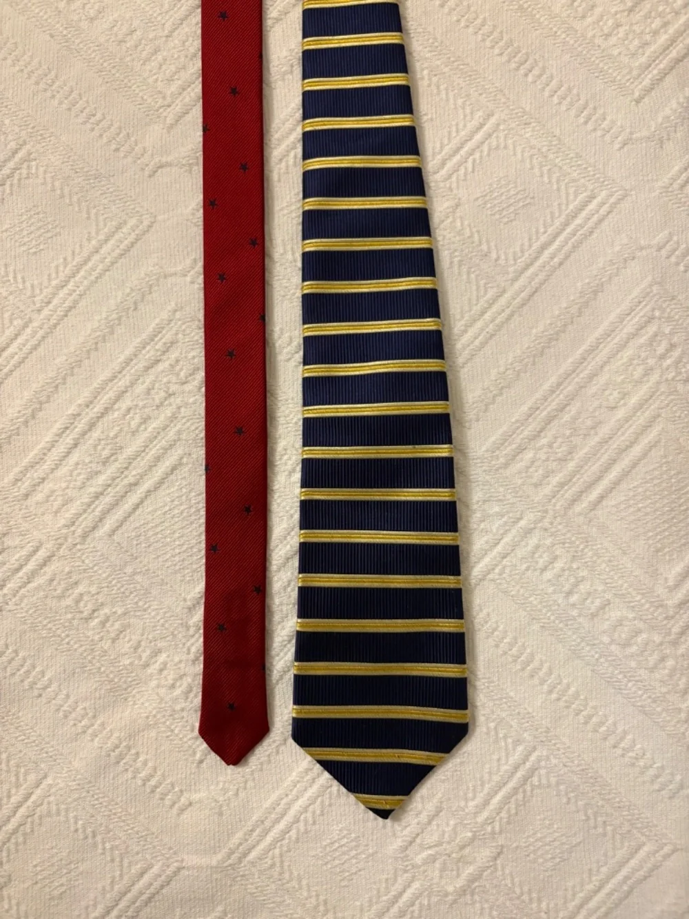 Vintage Tommy Hilfiger Red, Navy Blue & Gold Striped Silk Tie – Made in USA